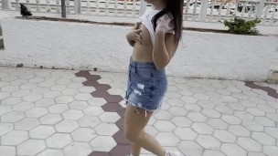 exhibitionism🤫I show my small tits on the beach