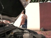 Mechanic REPAIRS EVERYTHING for his busty client in a single overhaul 4/16