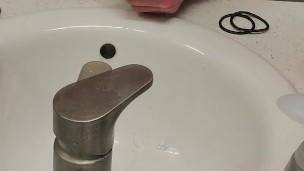 Got horny early morning in the bathroom (cumshot)