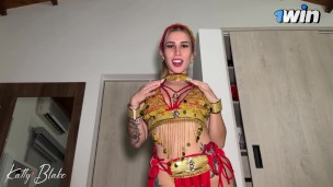 Chica Árabe cabalga una gran verga latina con su enorme culo - KATTY BLAKE II