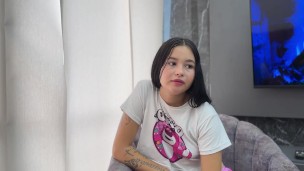 Linda hermanastra latina paga celular con sexo duro y me hace venir rico en sus tetas.