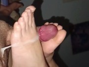 Mi fa un feetjob da Dea e le imbianco il piede 15/16