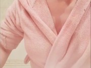 Guardami mentre mi spalmo la crema prima delle nanna 5/16