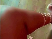 Je veux briller de la tête aux pieds. 💅👣 Et toi, tu vas payer en silence. 2/16