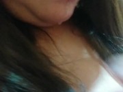 Me llenan la vagina de leche mientras me graban para enviarle el vídeo a mi marido 6/16