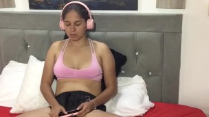 I incite my girlfriend to have sex