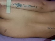 POV MI HERMANASTRA CACHONDA SE ACUESTA EN MI CAMA TERMINAMOS FOLLANDO 6/16