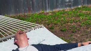 Jerking from soft to hard (BIG BALLS)