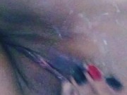 Putita se masturba en la ducha 11/16