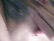 Putita se masturba en la ducha 14/16