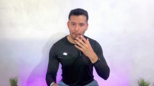 Seminarista Colombiano penetra a pelo con sus 20cm de vergota a joven chileno