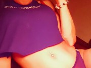 A la luz de la estufa. Fumando. 2/16