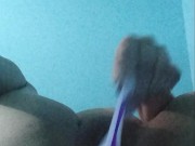 Me vengo  a chorros duro me masturbo co cepillo de peinar 9/16