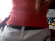 mi hermanastra me cabalga la pija discretamente mientras nuestro padres estan abajo 11/16