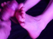 [4K] The HOTTEST Footjob and Cumshot on my Toes 12/16