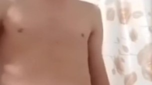 Straight white guy masturbates and cums