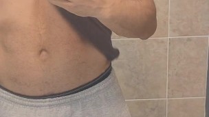 Dick argentina bathroom