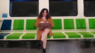 Seduciendo a un amigo en el tren