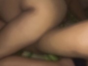 pervertida mujer de culo grande le encanta follar mientras no están nuestros sus  padres en casa.. 15/16