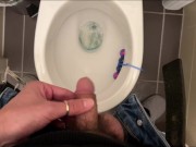 Peeing and shaking cock after it 3/16
