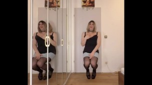 Sissy Intro at home and pleasing BBC Dildo 2