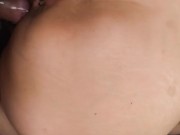 摸摸她的屁股就要干活了 13/16