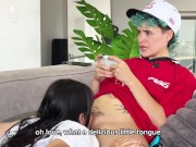 SABES QUE ME CORRO RÁPIDO! Lengua, saliva y orgasmos jugando videojuegos 7/16