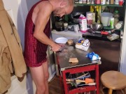 Sexy Chef Bachelor Cooking - EASY Strawberry Empanadas & Indoor S'mores! 12/16