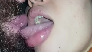 kissing fetish,very naughty couple get excited kissing each other,she handjob🫦👅🤤😋🍌😋🤤🥛💦