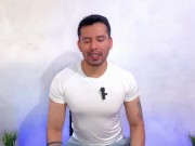 Carnicero dotado con 21cm penetra a pelo a su cliente favorito 13/16