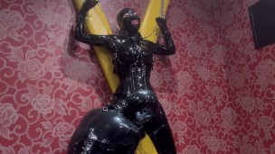 Latex Fetish: Airi e Mina em Ação Sensual