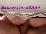 Mi sorprende a masturbarmi in camera mia e mi scopa forte!! 3/16