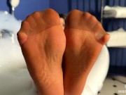 Goddess takes a bath in tan pantyhose and teases you with nylon feet 7/16