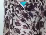 رقص و خودارضایی با حرفای سکسی حشری کننده زن با حجاب ایرانی 3/16