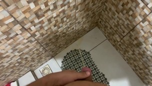 Uma mijada pra você!
