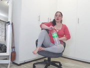 2Lt Sprite Burping Challenge (FAIL!) & Asking AI How To Deal With Online Hate 1/16