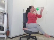 2Lt Sprite Burping Challenge (FAIL!) & Asking AI How To Deal With Online Hate 15/16