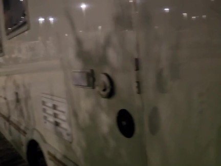 After the club I get used in a camper with open windows in a parking lot (Almasol)