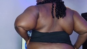 Thick Ebony Milf bbc oiled ass tease