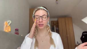 Pros and Cons of being in a Female Led Relationship (for both genders)