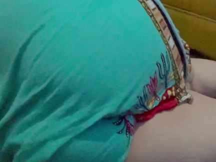 🥵كنموت على لي يحك فيا الزب فوق الحوايج\kanmout 3la li yhok fia zebo fo9 hawiji🥵🥵
