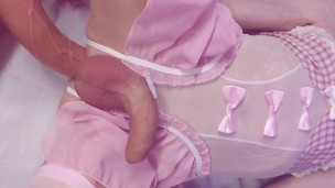 Omg, it's so deep inside! Extreme belly bulge with extra long dildo 🥵