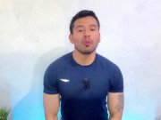 Hombre Cuabano hetero dotado de 25cm permite que masajista de pies le de sexo oral hasta correrse 16/16