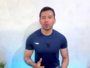 Hombre Cuabano hetero dotado de 25cm permite que masajista de pies le de sexo oral hasta correrse 2/16