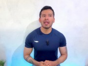 Hombre Cuabano hetero dotado de 25cm permite que masajista de pies le de sexo oral hasta correrse 3/16