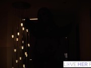 Putting On an Intimate Show 4/16