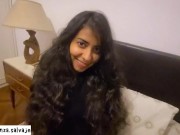 Mi hermanastra tiene 21 años y unas nalgas de infarto, se exita cuando le acabo en la boca 3/16