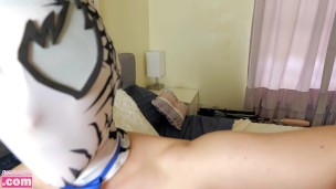 Gwen Stacy's Masked SPH Handjob (DC COMICS)