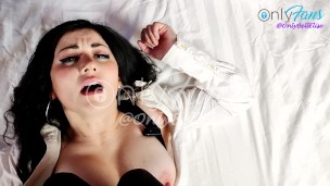 POV: La mucama no solo Limpia... También Satisface y me deja cojerla duro