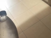 Tengo sexo con extraño repartidor y este me da el mejor sexo de mi vida.